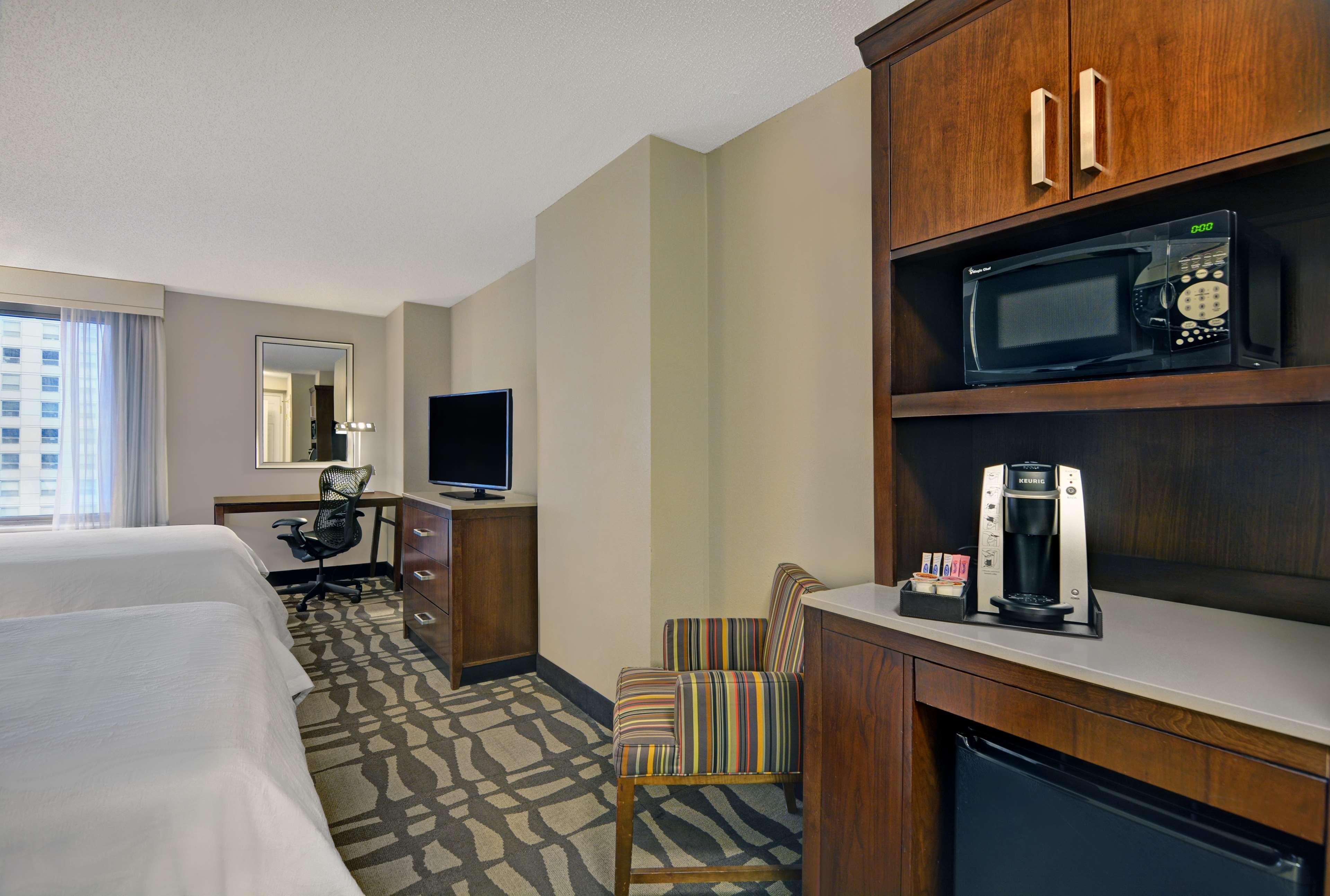 Hilton Garden Inn Chicago Downtown/Magnificent Mile Экстерьер фото